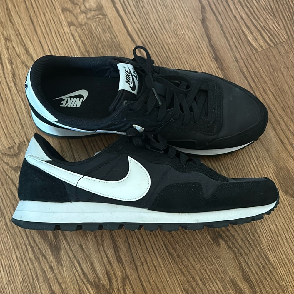Nike Air Pegasus 83